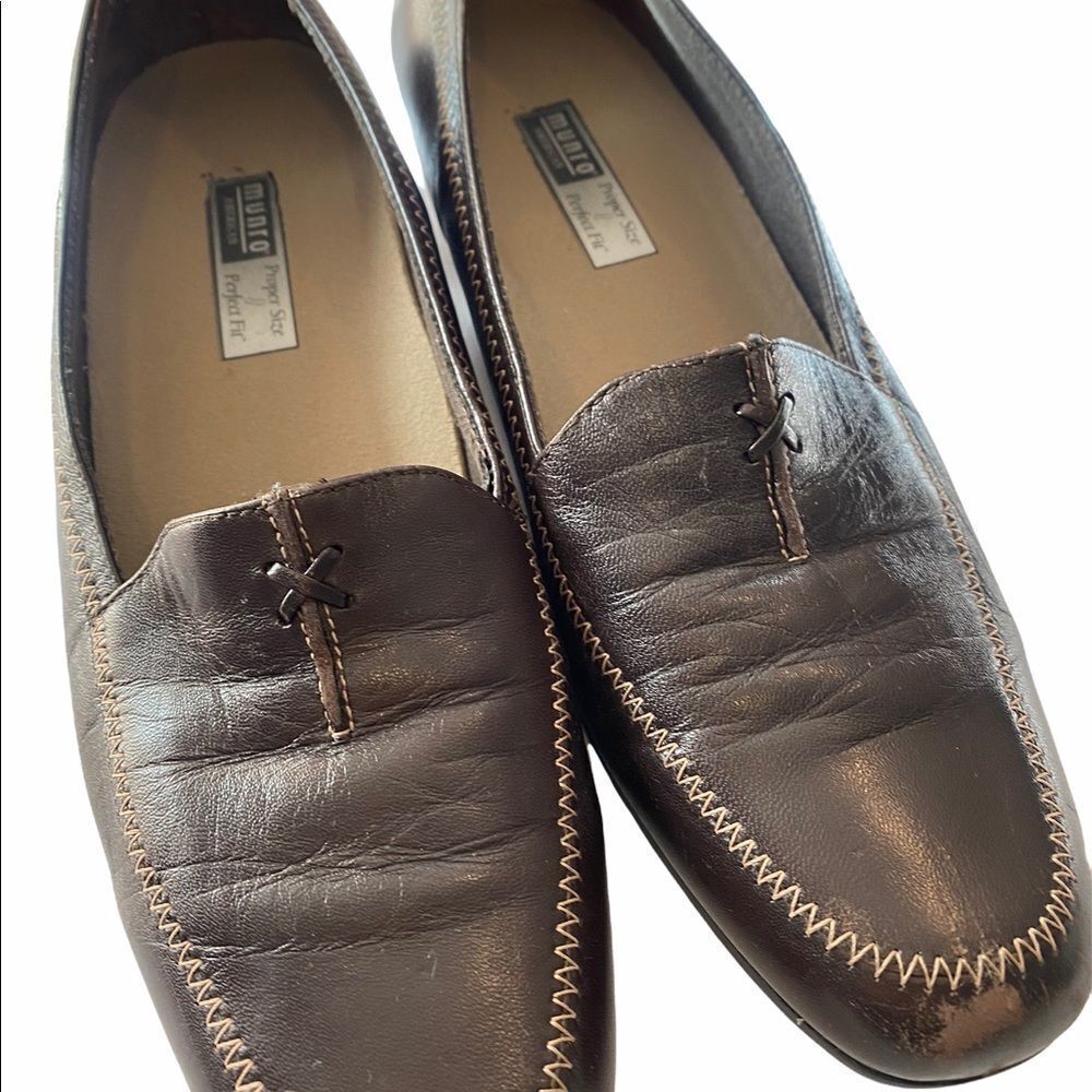 Munro American Brown Proper Size Perfect Fit Flat Slip On Shoes Size 9 M